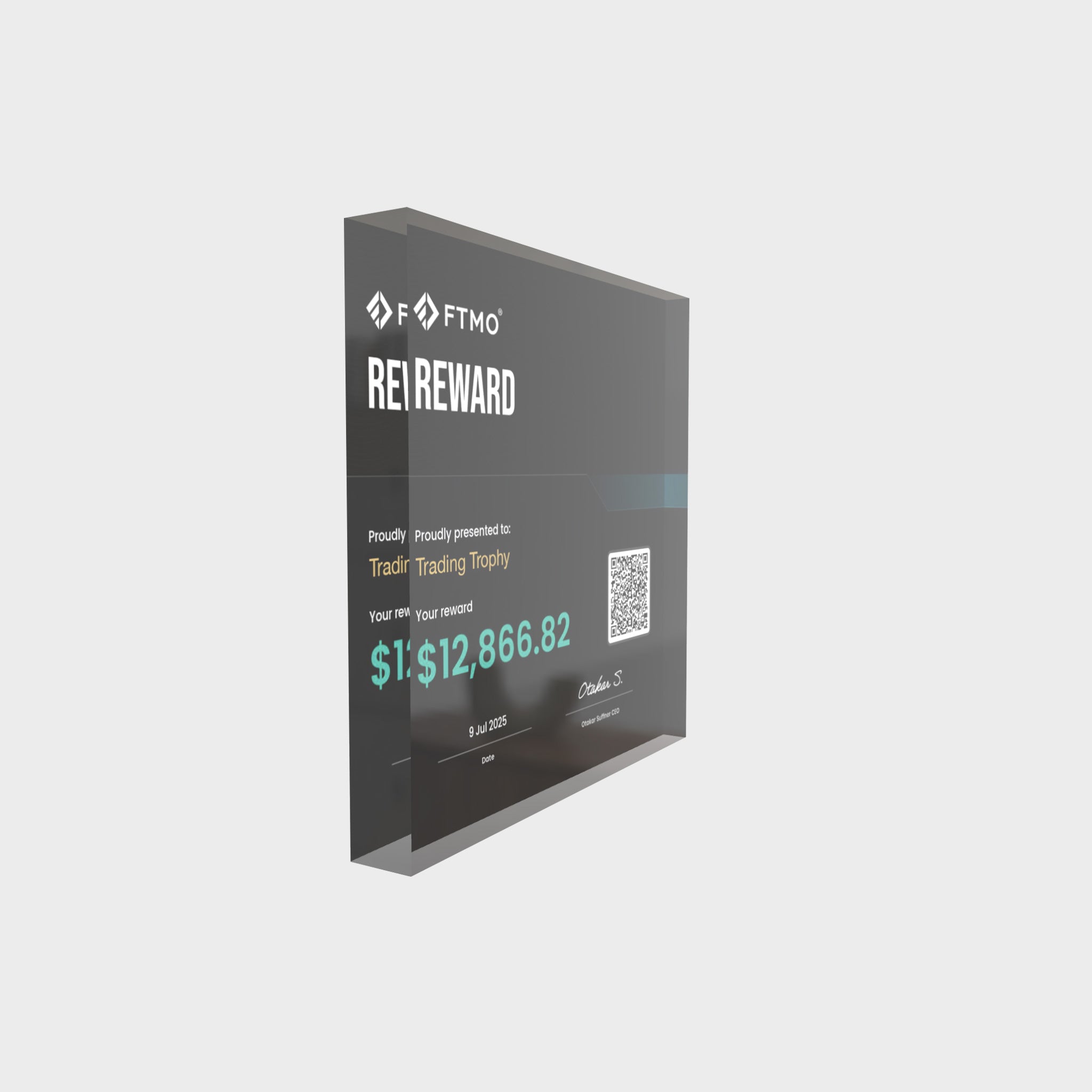 trading trophy square (10x10cm)